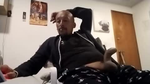 Snapshot of latinhardfucker1980 chatting on 01.23.25 latinhardfucker1980 online show from 01.23.25