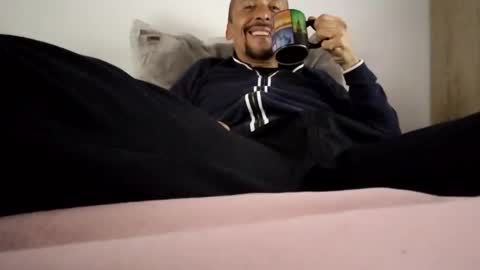 Snapshot of latinhardfuker1980 chatting on 02.15.25 latinhardfuker1980 online show from 02.15.25