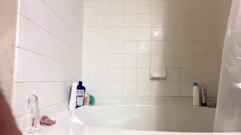 Snapshot of latinlover199518 chatting on 12.17.24 latinlover199518 online show from 12.17.24