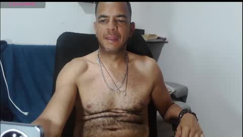 Snapshot of latinmartin254 chatting on 05.06.26 latinmartin254 online show from 05.06.26