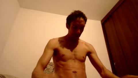 Snapshot of latinndexter chatting on 04.20.26 DEXTER online show from 04.20.26