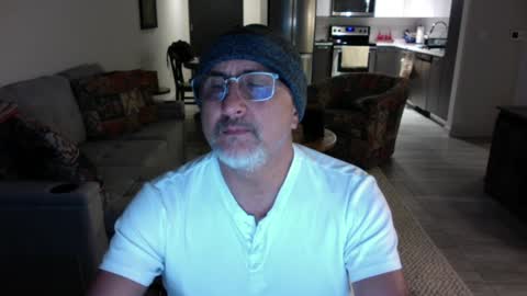 Snapshot of latinnous chatting on 01.27.25 QS - INDEPENDENT MODEL online show from 01.27.25