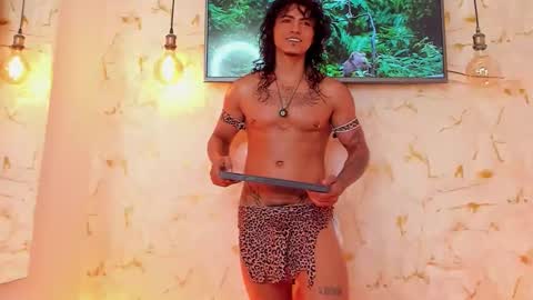 latino_boysmiles online show from 11.01.25
