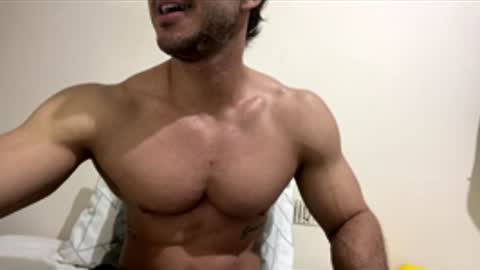 latino_rodri online show from 04.20.26