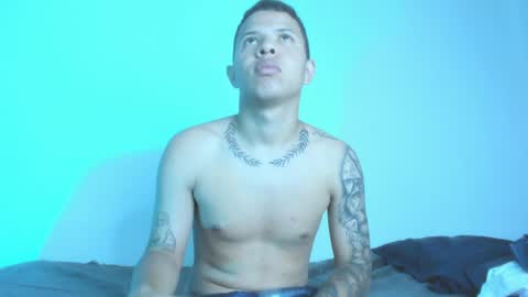 Snapshot of latinsguys2026 chatting on 04.17.26 Steven online show from 04.17.26