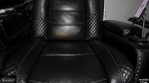 Nico online show from 10.10.25