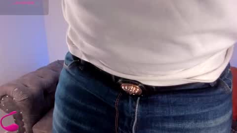 Snapshot of latrellx7 chatting on 02.07.26 LEANDRO online show from 02.07.26