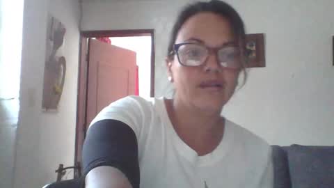 Snapshot of lau16310 chatting on 02.12.26 Laura online show from 02.12.26