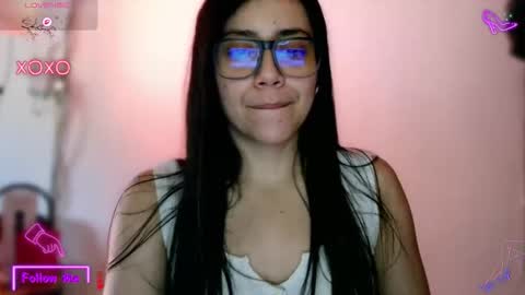 laujgray online show from 11.25.25