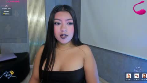 Snapshot of laulin_tay chatting on 06.22.26 laulin_tay online show from 06.22.26
