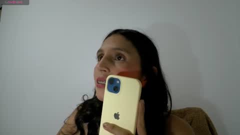 Snapshot of laura_1717 chatting on 06.24.26 laura online show from 06.24.26