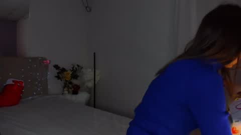 Laura online show from 12.26.24