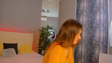 Laura online show from 01.18.25