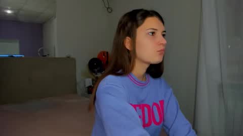 Laura online show from 11.05.25