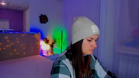 Laura online show from 01.12.26