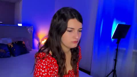 Snapshot of laura__leee chatting on 06.12.26 Laura online show from 06.12.26