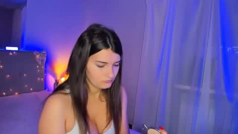 Snapshot of laura__leee chatting on 06.21.26 Laura online show from 06.21.26