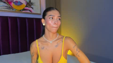 Laura online show from 04.03.26