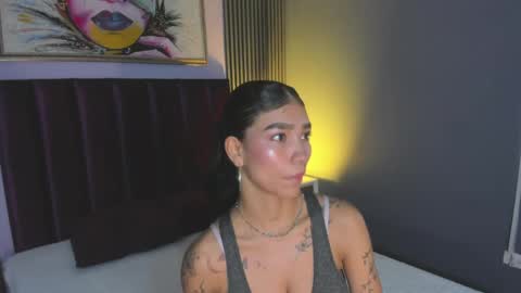 Laura online show from 04.19.26