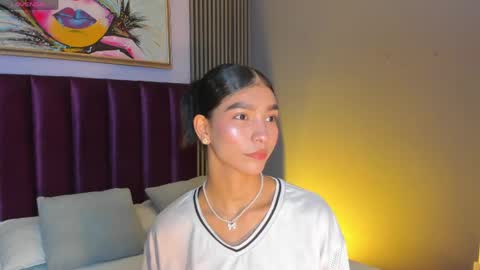 Snapshot of laura_aristizabal_19 chatting on 05.21.26 Laura online show from 05.21.26