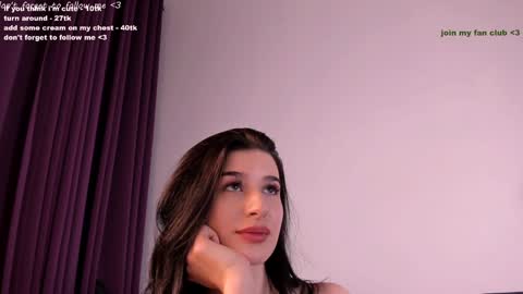 Laura online show from 12.04.24