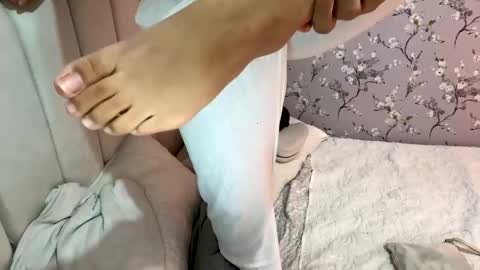 laura online show from 01.20.25