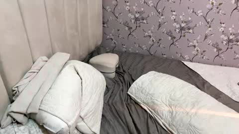 laura online show from 01.22.25