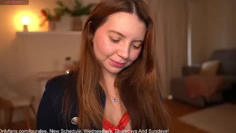 Snapshot of laura_lee chatting on 07.20.26 Laura Lee. online show from 07.20.26