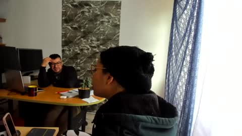 LARA online show from 12.23.24