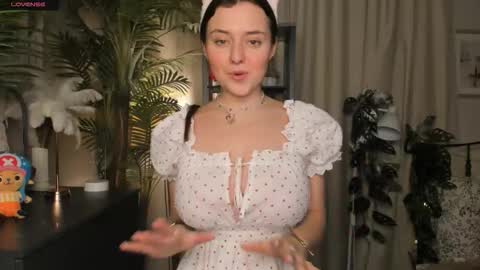 Snapshot of laura_mutti chatting on 03.08.26 Samantha online show from 03.08.26