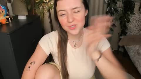 Snapshot of laura_mutti chatting on 03.16.26 Samantha online show from 03.16.26
