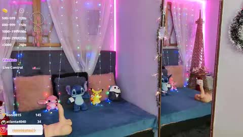 Snapshot of laura_olssen chatting on 12.27.24 Kate  online show from 12.27.24
