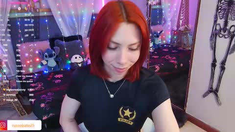 Snapshot of laura_olssen chatting on 02.12.25 Kate  online show from 02.12.25