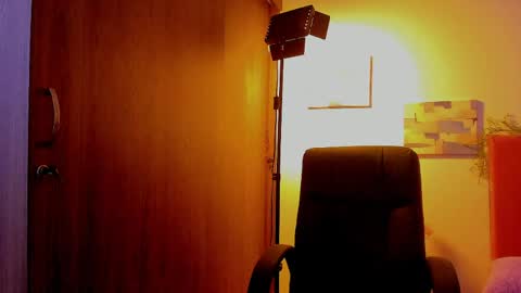 Laura Rose online show from 04.07.26