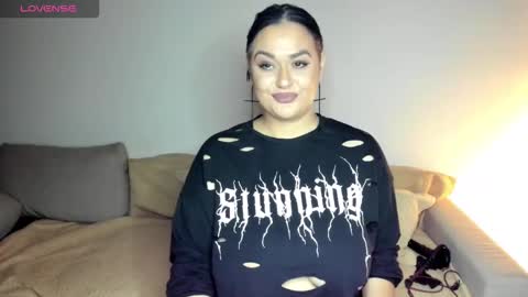 Laura online show from 10.23.25