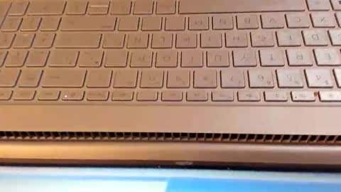 LAURA SOE online show from 01.11.26