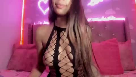 Snapshot of laurabermu2002 chatting on 03.03.25 Jynx maze online show from 03.03.25