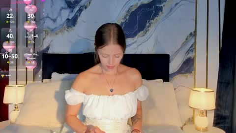 Snapshot of laurablue_ chatting on 04.19.26 Laura Blue online show from 04.19.26