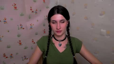 Laura online show from 11.20.25