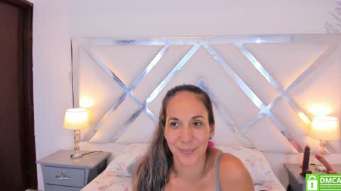 Laura online show from 12.02.24