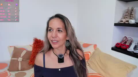 Snapshot of laurafarrely chatting on 04.22.26 Laura online show from 04.22.26