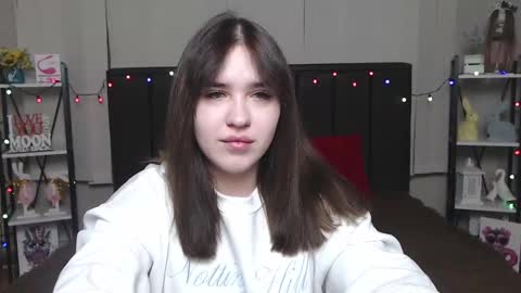 LauraHlot online show from 02.08.25