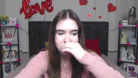 LauraHlot online show from 03.04.25