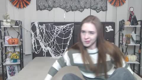 LauraHlot online show from 11.07.25