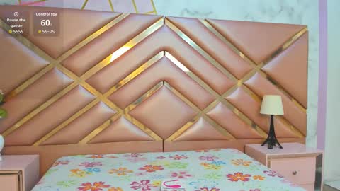 Snapshot of lauraroot chatting on 02.04.26 lauraroot online show from 02.04.26