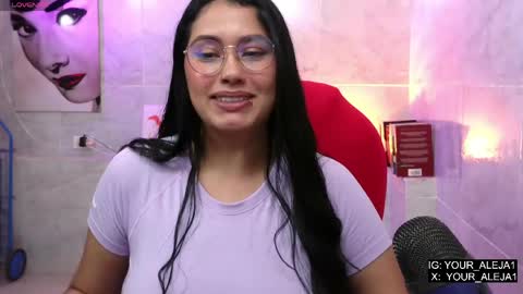 Snapshot of lauraruiz1 chatting on 05.15.26 Aleja online show from 05.15.26