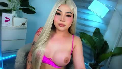 Your sweet Laura online show from 01.27.25