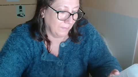 laureanne online show from 12.11.24