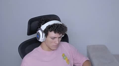 Laureent online show from 10.04.25