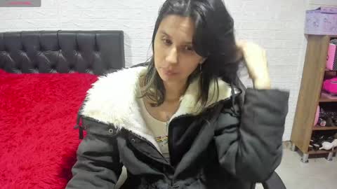 Lauren Independent model online show from 01.21.25